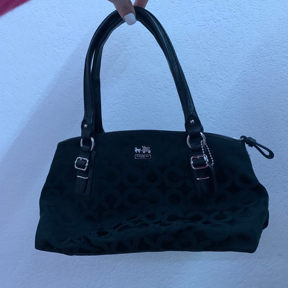 Coach shoulder purse !!
